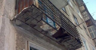 Демонтаж балкона Чайковский, цена от 2906 руб.