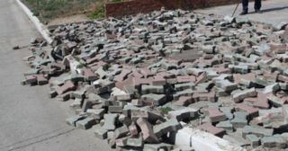 Демонтаж тротуарной плитки Чайковский, цена от 2906 руб.